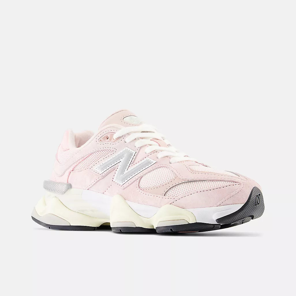 New Balance 9060 Pink Sand